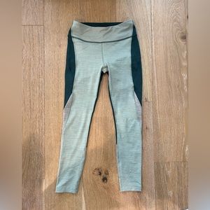 Outdoor voices tri color leggings